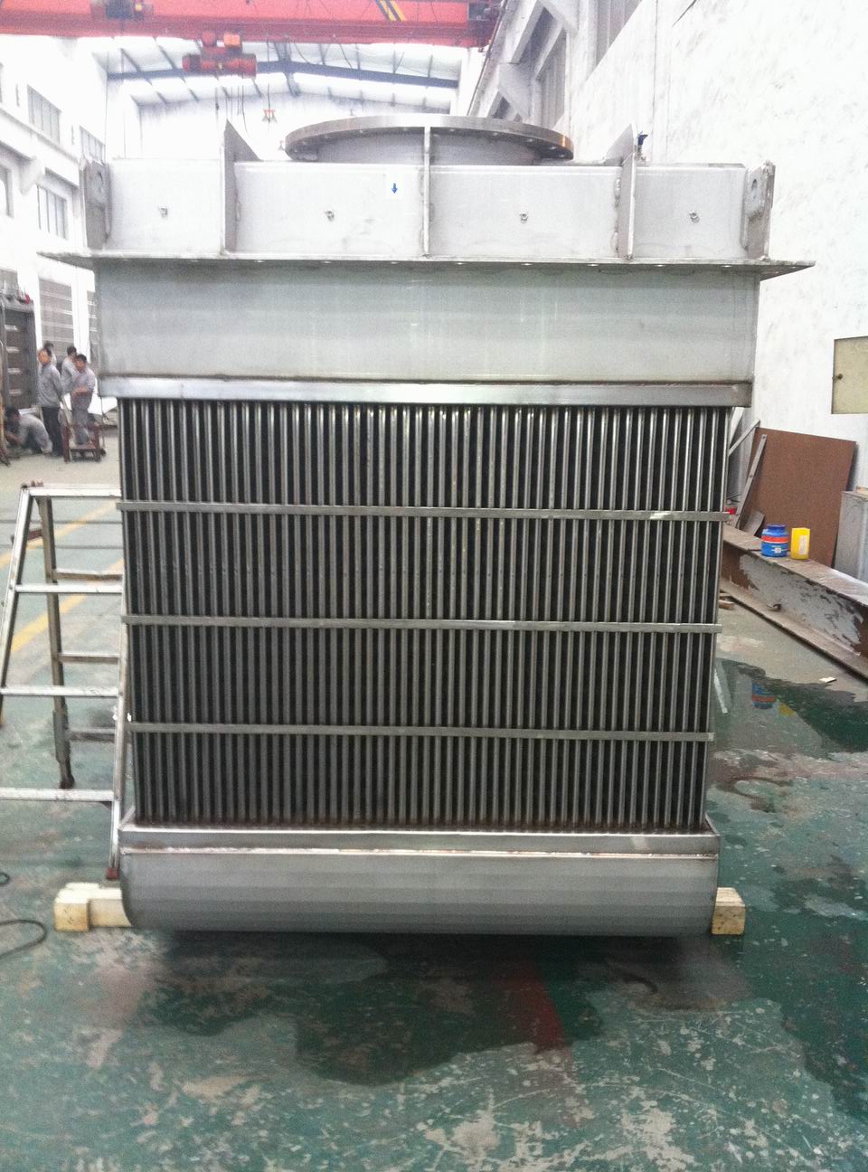 列板式換熱器的優(yōu)點(diǎn): 列板式換熱器的優(yōu)點(diǎn):